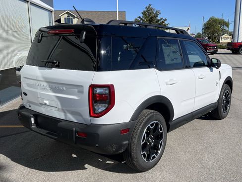 New 2025 Ford Bronco Sport Outer Banks image 6