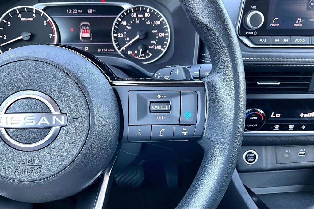 Used 2023 Nissan Rogue SV FWD image 12