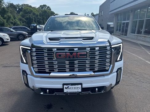 New 2025 GMC Sierra 2500 Denali w/ Denali Reserve Package image 2