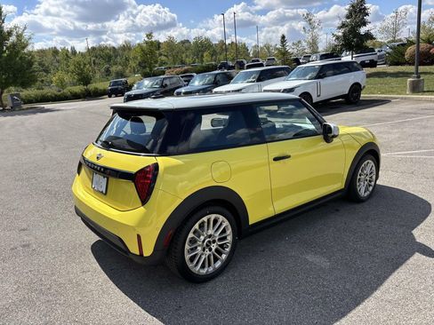 New 2026 MINI Cooper S image 7