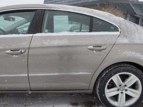 Used 2013 Volkswagen CC Sport image 27