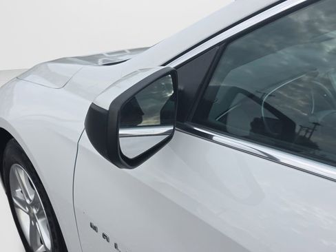 Used 2024 Chevrolet Malibu LT FWD image 11