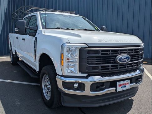 Used 2024 Ford F250 XL image 4
