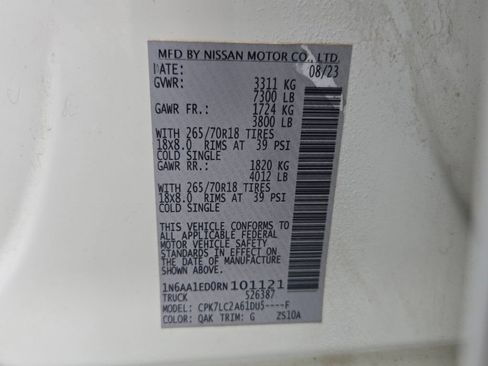 Used 2024 Nissan Titan SV w/ SV Convenience Package AWD/4WD image 28