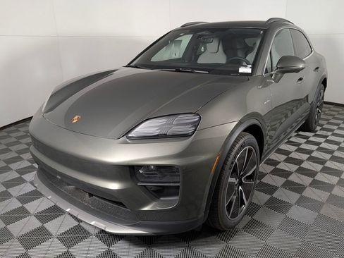 New 2026 Porsche Macan 4S Electric image 1