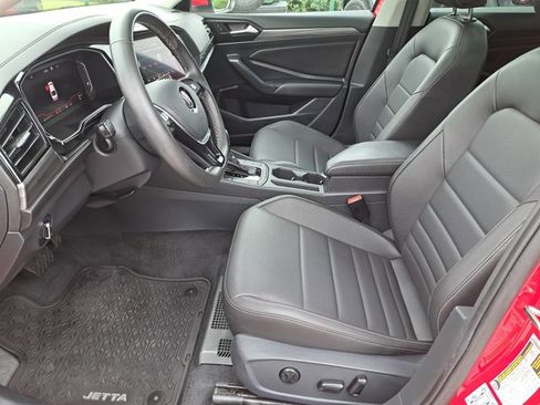 Used 2021 Volkswagen Jetta SEL FWD image 17