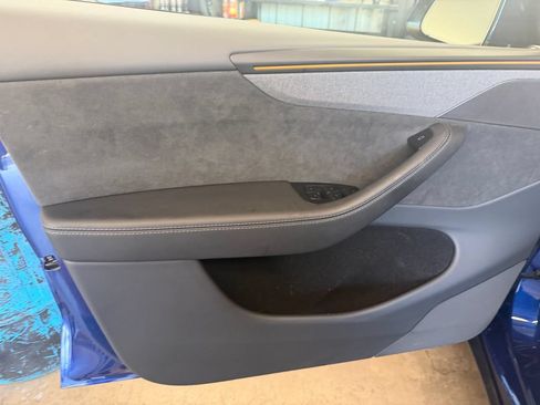 Used 2026 Tesla Model Y Long Range AWD/4WD image 10