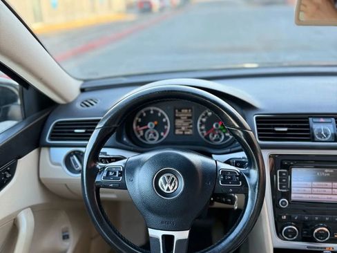 Used 2012 Volkswagen Passat 2.5 SE image 27