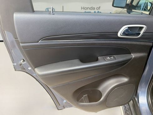 Used 2021 Jeep Grand Cherokee Limited w/ Sun & Sound Group RWD image 26