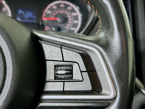 Used 2019 Subaru Crosstrek 2.0i Premium image 17