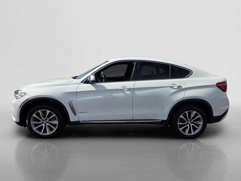 Used 2019 BMW X6 sDrive35i w/ Convenience Package RWD image 2