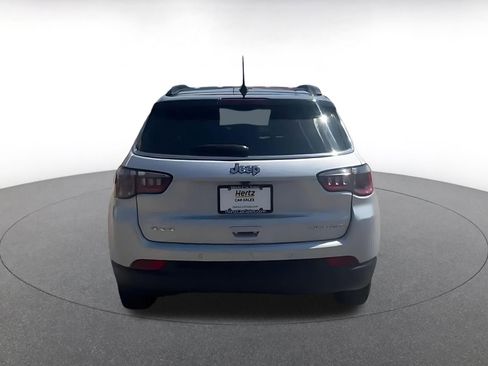 Used 2025 Jeep Compass Limited AWD/4WD image 12