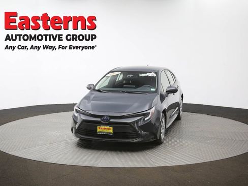 Used 2023 Toyota Corolla LE w/ Carpet Mat Package (TMS) FWD image 53