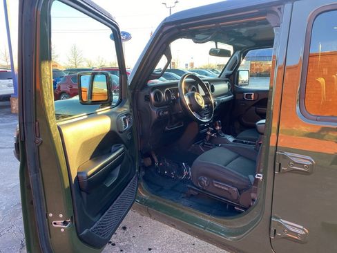 Used 2021 Jeep Wrangler Unlimited Sport image 15
