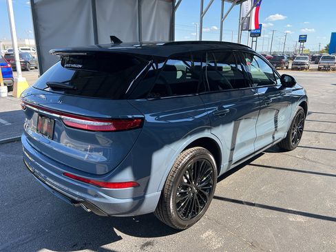 New 2026 Lincoln Corsair Premiere image 6