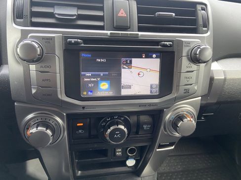 Used 2018 Toyota 4Runner SR5 image 33