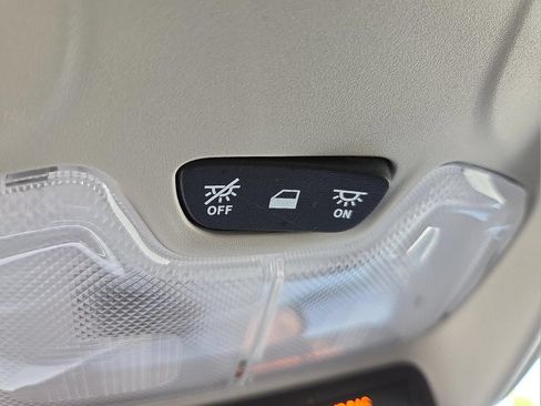 Certified 2023 Buick Encore GX Select w/ Sport Touring Package FWD image 23