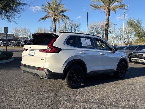 Used 2025 Honda CR-V Sport-L image 4