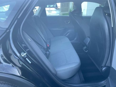 Used 2025 Kia K4 LXS image 27