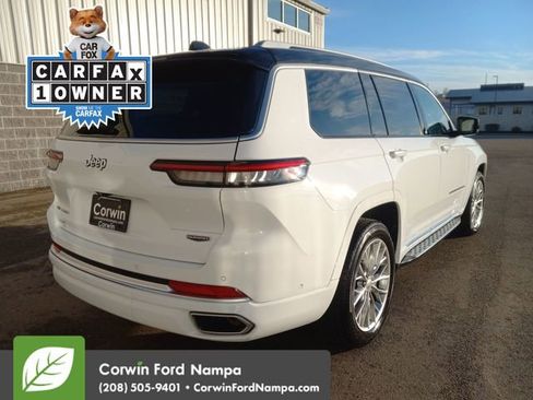 Used 2022 Jeep Grand Cherokee L Summit w/ Luxury Tech Group V image 3