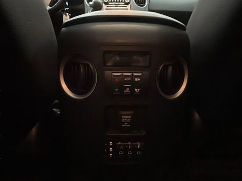 Used 2014 Honda Pilot Touring image 28