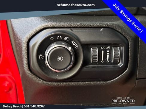 Used 2022 Jeep Wrangler Unlimited Sahara w/ LED Lighting Group AWD/4WD image 26