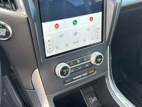 Used 2023 Ford Edge Titanium AWD/4WD image 19
