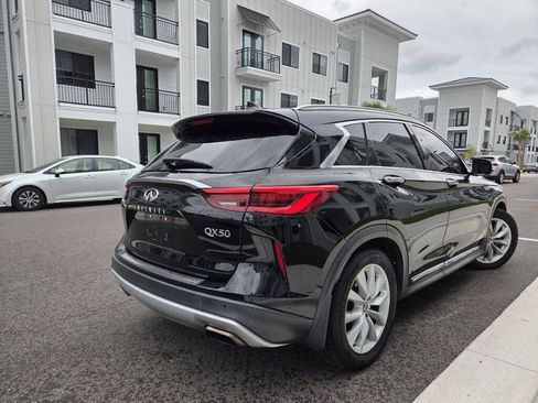 Used 2019 INFINITI QX50 Essential w/ Premium Heat Package FWD image 6