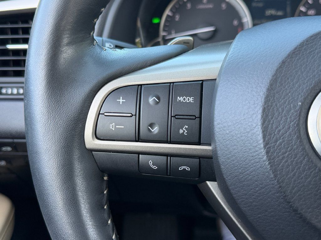 Used 2022 Lexus RX 350 AWD w/ Premium Package image 18