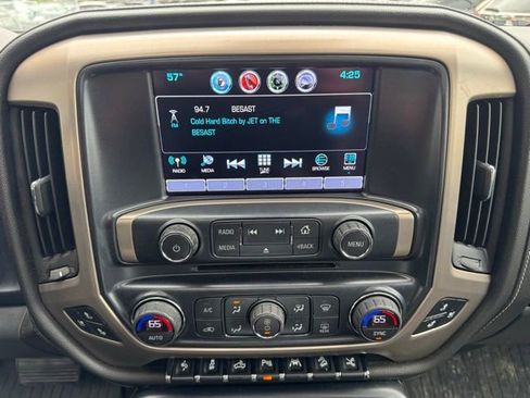 Used 2018 GMC Sierra 1500 Denali w/ Denali Ultimate Package AWD/4WD image 19