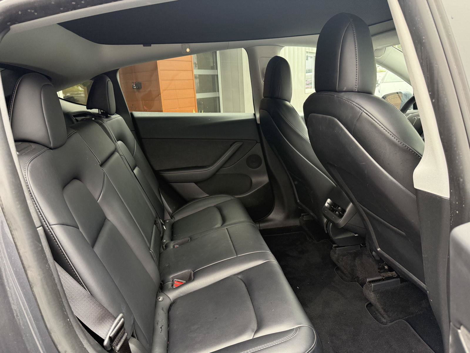 Used 2022 Tesla Model Y Performance AWD/4WD image 11