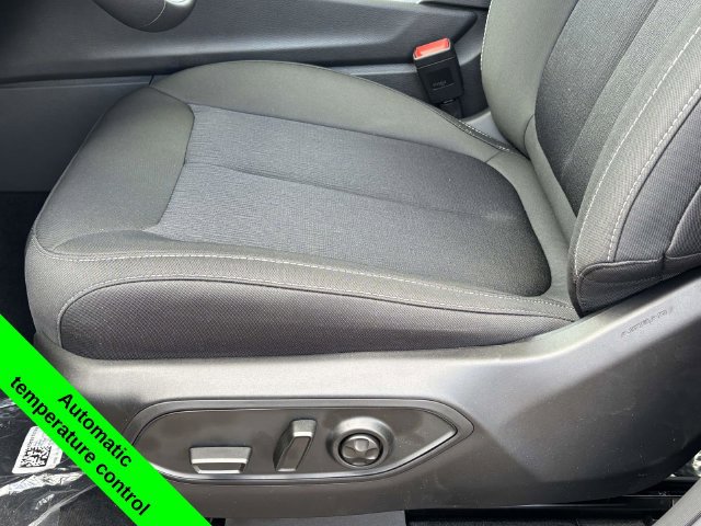 New 2026 Jeep Grand Cherokee L 4WD image 17