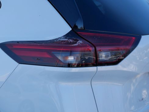 Certified 2022 Nissan Rogue SL w/ SL Premium Package image 17