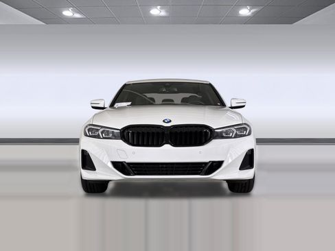 Used 2024 BMW 330i Sedan w/ Convenience Package RWD image 5