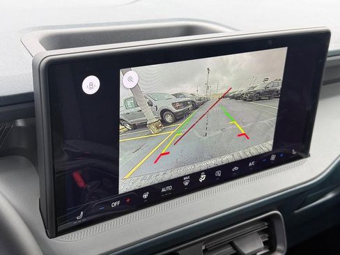 New 2025 Ford Maverick XLT image 22