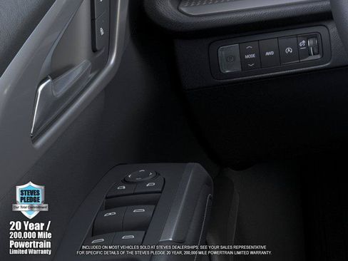New 2026 Chevrolet Traverse LT w/ Driver Confidence Package AWD/4WD image 22