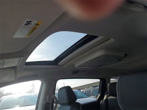 New 2026 Honda Odyssey Touring image 18