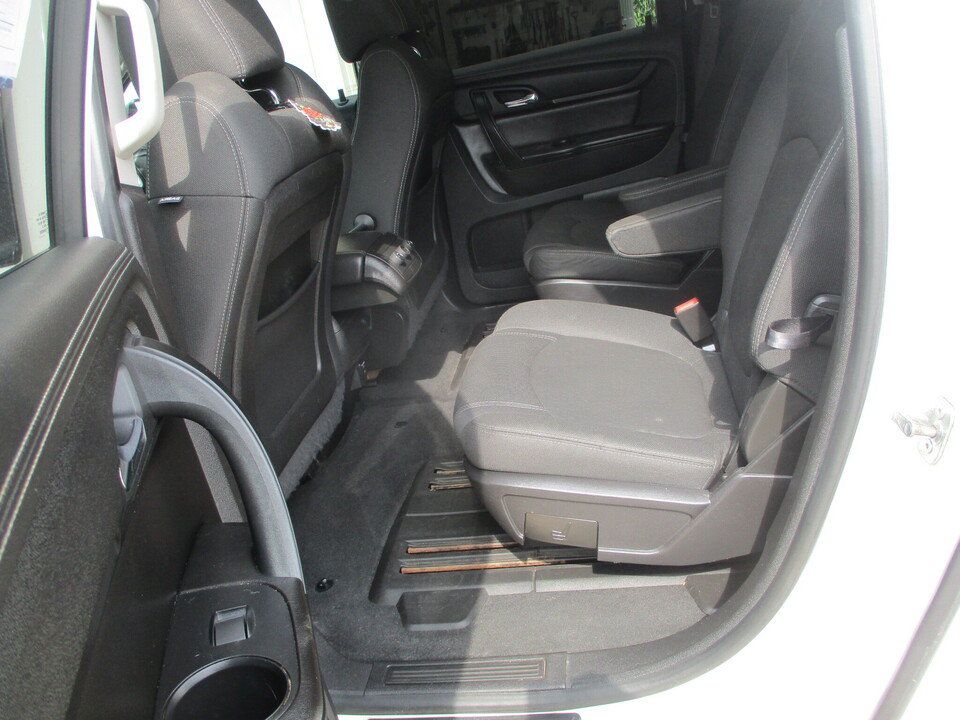 Used 2015 GMC Acadia SLE AWD/4WD image 24