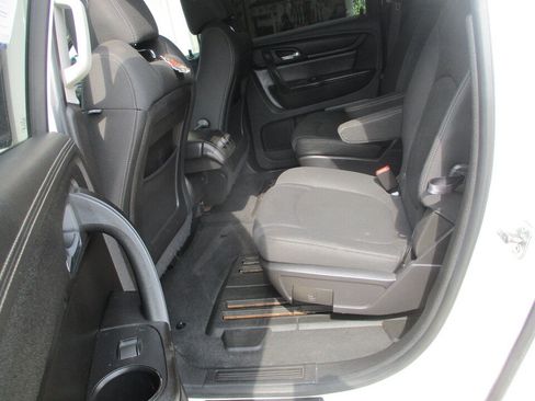 Used 2015 GMC Acadia SLE AWD/4WD image 24