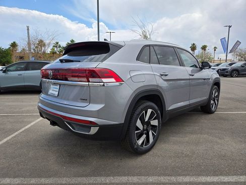 New 2025 Volkswagen Atlas Cross Sport SE AWD/4WD image 4