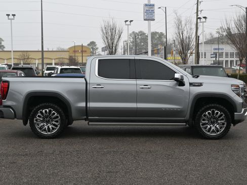 Used 2025 GMC Sierra 1500 Denali Ultimate image 17