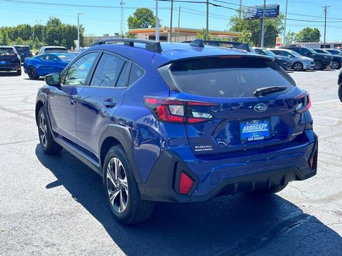 Used 2024 Subaru Crosstrek 2.0i Premium AWD/4WD image 6