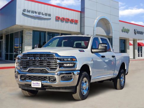 New 2026 RAM 2500 Tradesman w/ Chrome Appearance Group image 2