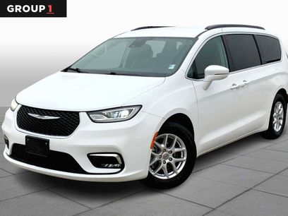 Used 2022 Chrysler Pacifica Touring-L