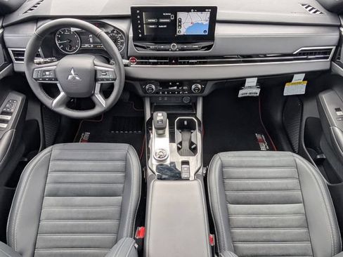 New 2026 Mitsubishi Outlander AWD image 26