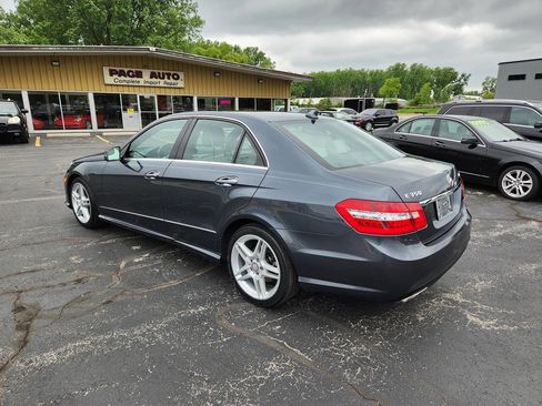 Used 2013 Mercedes-Benz E 350 4MATIC Sedan image 3