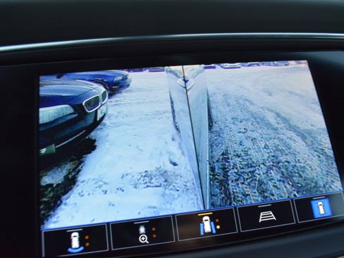 Used 2022 Buick Enclave Premium image 21