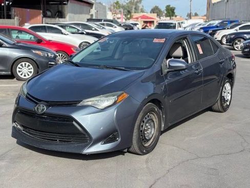 Used 2018 Toyota Corolla LE w/ Carpet Mat Package (TMS) image 7