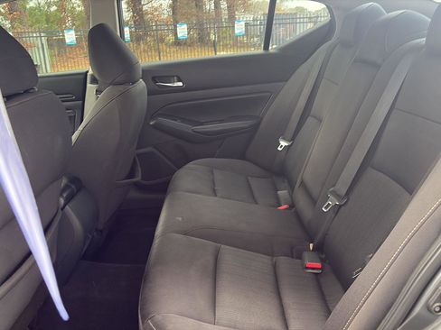 Used 2019 Nissan Altima 2.5 S image 16