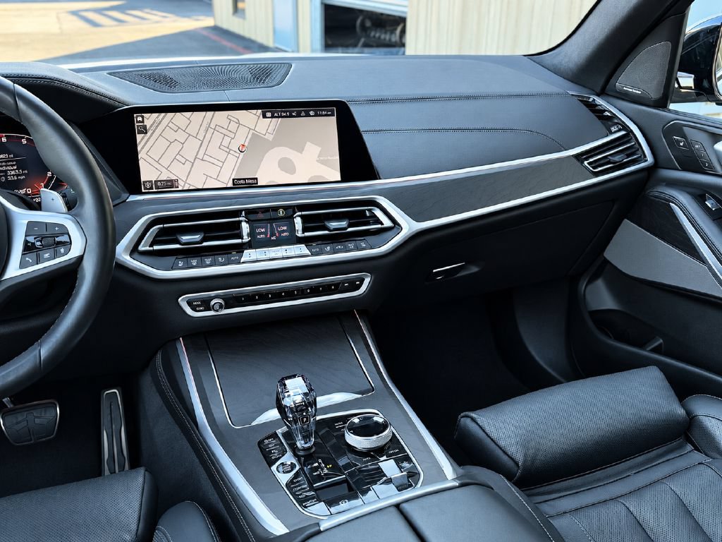 Used 2020 BMW X7 M50i w/ Executive Package AWD/4WD image 20
